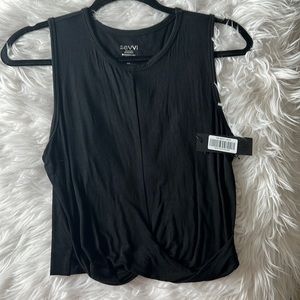 SAVVI KB KNOT CROP, NWT, SIZE MEDIUM